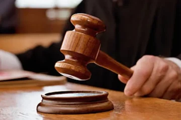 முன்னாள் மதுவரி ஆணையாளருக்கு எதிரான மனு விசாரணை மே மாதத்தில்