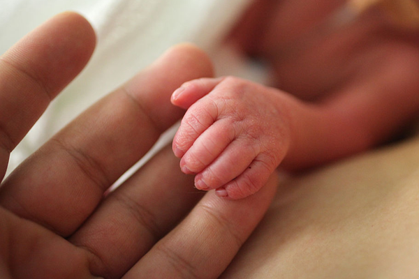 15 வயது சிறுமி குழந்தை பெற்றதை மறைத்த வைத்தியர்! | Doctor Who Hid The Birth Of A 15 Year Old Girl