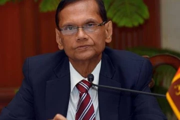 ඩලස් ඇතුළු මන්ත්‍රීවරුන් 14ක් විශේෂ තීරණයක් ගැනීමට සැරසේ - දේශපාලන පෙරලියක්ද..?