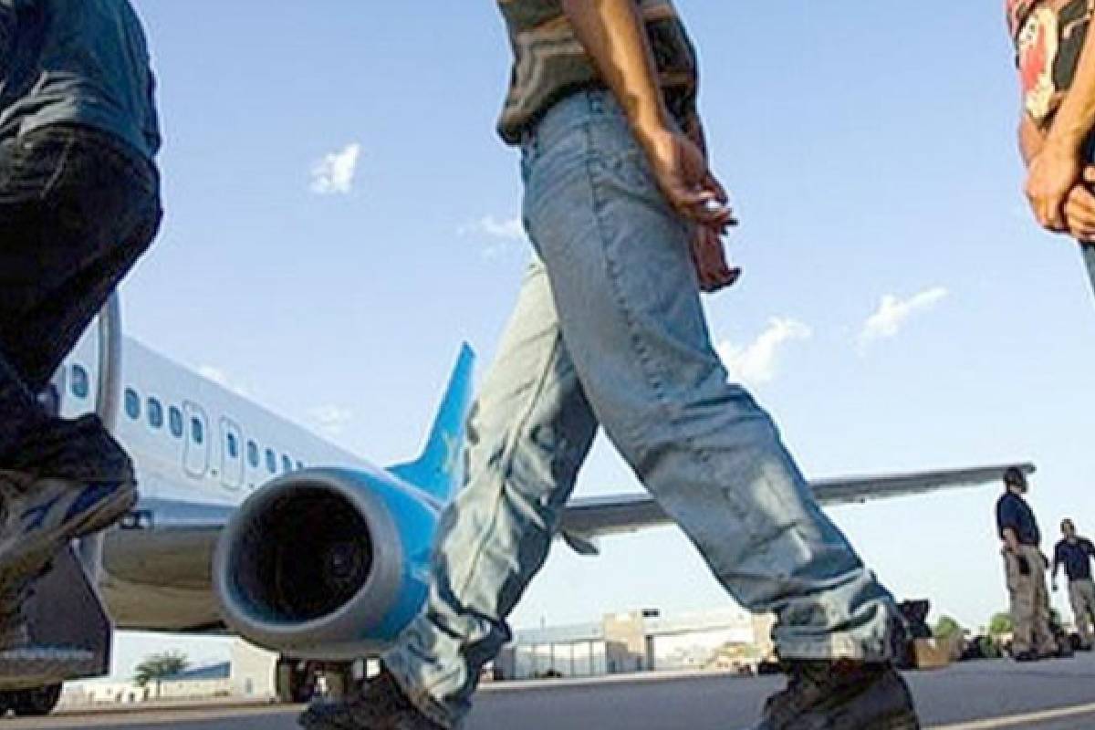 அமெரிக்காவில் இருந்து 6 இலங்கையர்கள் நாடு கடத்தப்பட்டனர் | 6 Sri Lankans Deported From The United States