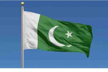 நிதி நெருக்கடியில் சிக்கிய பாகிஸ்தான் .. பிளாஸ்டிக் ரூபாய் நோட்டுகளை வெளியிட முடிவு!