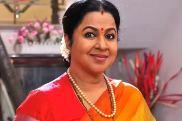 தனது தந்தை எம்.ஆர். ராதாவுடன் இளம் வயதில் நடிகை ராதிகா சரத்குமார்.. பலரும் பார்த்திராத புகைப்படம்