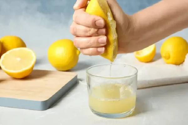 உடலில் அற்புத மாற்றங்களை செய்யும் எலுமிச்சை! தினமும் ஒரு டம்ளர் இப்படி குடிங்க | Amazing Health Benefits Of Consuming Lemon Daily