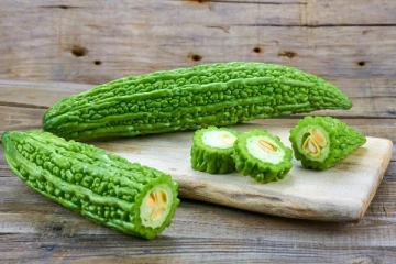 கசப்பான பாகற்காயில் இவ்வளவு நன்மைகள் இருக்கின்றனவா?