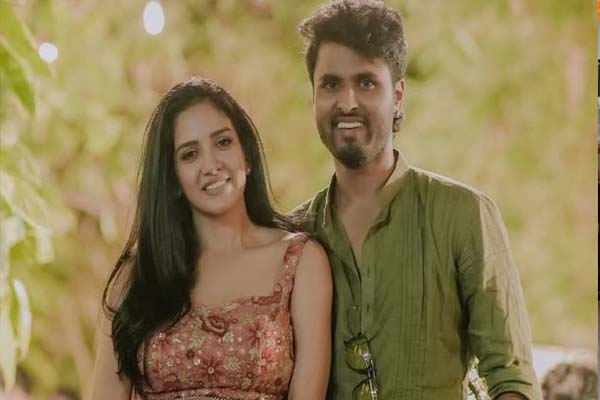 தனித்தனியாக வாழ்ந்து வரும் அமீர் பாவனி... திருமணமாகிய பின்பு ஏன் இந்த பிரிவு? | Paavni Live Seperately From Amir To Achieve Dream