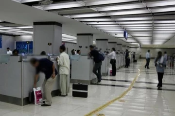 போலி வீசா மூலம் பிரித்தானிய செல்ல முயன்ற மூவர் கைது!