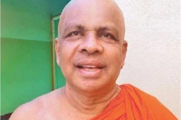 விடுதலைப் புலிகளை விட நாட்டுக்கு மிகப்பெரிய அழிவை ஏற்படுத்திய நபர்கள்; தேரர் அம்பலப்படுத்தும் தகவல்!