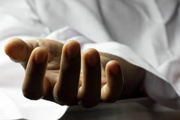 கேகாலையில் தொடருந்து மோதி 14 வயது சிறுவன் பலி | 14 Year Old Boy Dies After Being Hit Train Kegalle