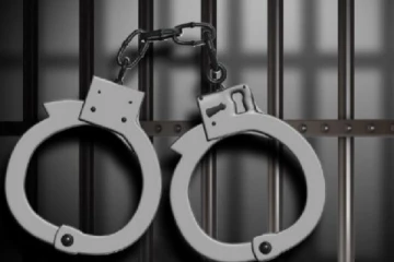 சட்டவிரோத சிகரட்டுடன் இளைஞன் கைது