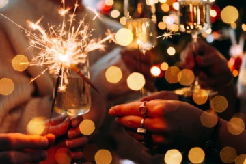 நத்தார் கொண்டாட்டத்தில் அடிதடி; 8 பேர் மருத்துவமனையில்