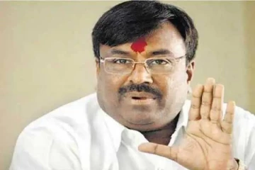 அரசு ஊழியர்கள் ஹலோ என்பதற்கு பதிலாக வந்தே மாதரம் சொல்லவும் :  மகாராஷ்டிரா அமைச்சர் உத்தரவு