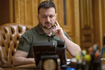 தீவிரமடையும் போர்க்களம்! உக்ரைன் ஜனாதிபதிக்கு வந்த தொலைபேசி அழைப்பு