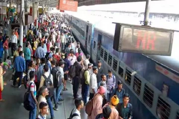 இனி டிக்கெட் வெயிட்டிங் லிஸ்ட்டில் இருந்தாலும்.. ரயில்வே நிர்வாகம் அசத்தல் முடிவு