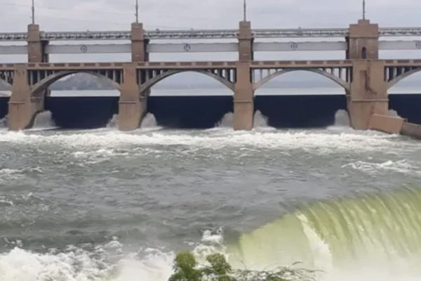 மாவிலாறு அபாயம்! அரசாங்கத்தின் முக்கிய அறிவிப்பு | Extreme Weather Mavil Aru Dam Update