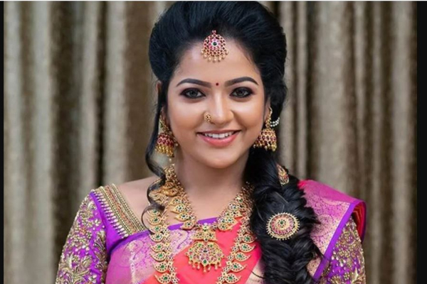 சித்ரா ஆவியிடம் பேசுகிறீர்களா? சித்ரா மரணம் குறித்து மோசமான வீடியோ! - ரசிகர்கள் ஆவேசம்! | Actress Chitra Died Video Bad Fans Irritated