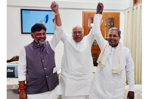 Siddaramaiah selected Chief Minister of Karnataka Siddaramaiah selected Chief Minister of Karnataka