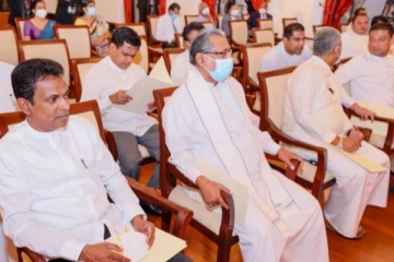 புதிய அமைச்சரவையில் புறக்கணிக்கப்பட்ட மூத்த உறுப்பினர்கள் மற்றும் பெண்கள்