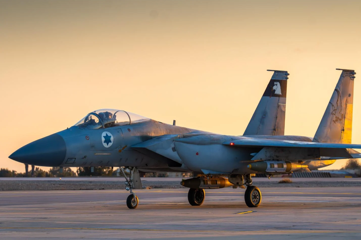 ஈரானிய புலானாய்வு பிரிவுகளை வேரறுக்கும் இஸ்ரேல் - ஏவப்பட்ட 5000 குண்டுகள் - IDF இன் மிரள வைக்கும் தகவல் | Idf Planning 1 2 Weeks Iran Ops Over 5 000 Bombs