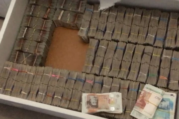 படுக்கைக்கு அடியில் கட்டுக்கட்டாக பணம் வைத்திருந்த பிரித்தானியர்: எவ்வளவு வைத்திருந்தார் தெரியுமா?