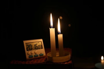 இலங்கை முழுவதும் நாளாந்தம் 7 மணித்தியால மின் தடை