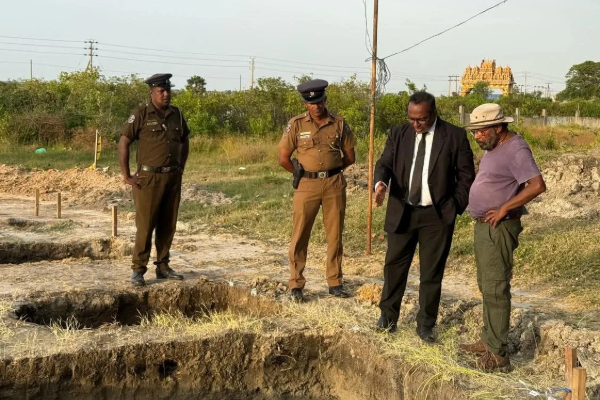 செம்மணி நூலாக்கத்தில் சிங்கள ஊடவியலாளர் சந்தித்த அவலங்கள்! தரிந்து ஜயவர்த்தன வெளிப்படை | Chemmani Mass Graves