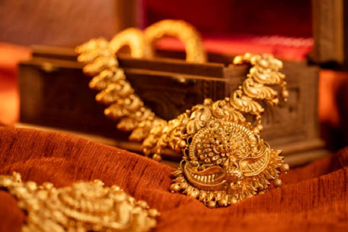 சர்வதேச சந்தையில் தங்கத்தின் விலையில் அதிரடி மாற்றம் | Change In Gold Prices In The International Market சர்வதேச சந்தையில் தங்கத்தின் விலையில் அதிரடி மாற்றம் | Change In Gold Prices In The International Market