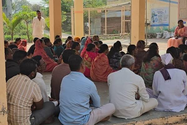 இந்தியாவிற்கே வழிகாட்டியாக மாறிய சாதி(தீ)யற்ற ஒரே கிராமம்! எதுன்னு தெரியுமா? | Maharashtras Soundala Becomes Caste Free Village