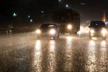 தமிழகத்தில் மழை குறையுமா? சென்னைக்கு என்ன நிலை - வெதர்மேன் அப்டேட்!