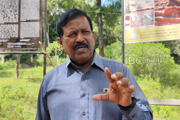 குருந்தூர் மலை குறித்து போலி வரலாற்றுப் புனைவு : தொல்லியல் திணைக்களத்தை சாடும் ரவிகரன் எம்.பி | Kurunthurmalai Issue Ravikaran Mp Archaeology Dept