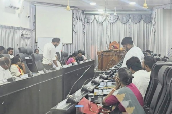 சைக்கிள் கட்சி உறுப்பினருக்கு யாழ்.மேயர் கடும் எச்சரிக்கை | Jaffna Mayor Issues Warning Cycle Party Member