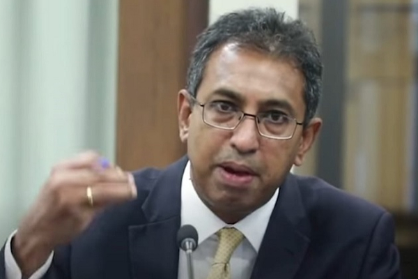 கட்சி அரசியல் முக்கியமில்லை - ஊகங்களுக்கு ஹர்ஷ டி சில்வா பதில் | Party Politics Not Important This Point Harsha