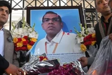 பிரியந்த குமாரவின் குடும்பத்துக்கு 10 வருடங்களுக்கான முதல் சம்பளம்!