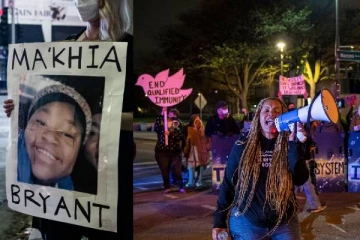 அமெரிக்காவில்  மேலுமொரு கறுப்பின சிறுமி  சுட்டுக் கொலை; வெடித்த போராட்டம்