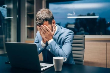 இனி வேலை நேரம் முடிந்தபின்..நிறுவனத்தின் அழைப்பை துண்டிக்கனும் - புதிய சட்டம் அமல்!