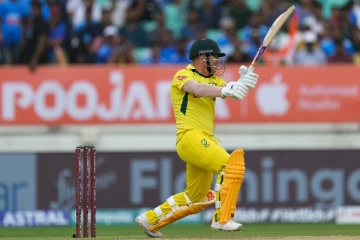 அதிவேகமாக 1000 ரன்கள்! உலகக்கோப்பையில் ஜாம்பவானின் சாதனையை தகர்த்த வார்னர்