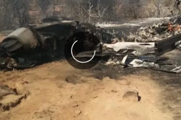 ජෙට් යානා දෙකත් එකිනෙක ගැටීමෙන් සිදුවූ බිහිසුණු අනතුර