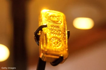 ரஷ்யாவின் மோசமான நிதி நிலைமை- கையிருப்பு தங்கத்தை விற்க தொடங்கிய புடின்