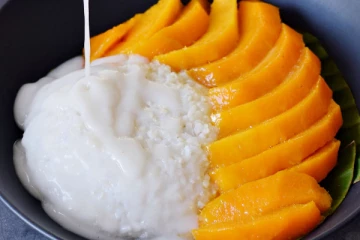 அசல் மாம்பழத்தின் சுவையில் பர்ஃபி செய்வது எப்படி?