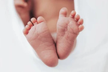 மூன்றாவதாக பெண் குழந்தை.., விரக்தியில் அடித்து கொன்று பாறையில் வீசிய தந்தை