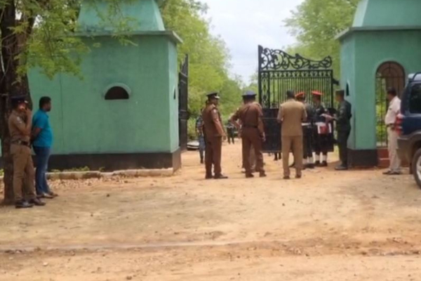 வடக்கு - கிழக்கு தழுவிய கதவடைப்புக்கு ஆதரவு கோரி அழைப்பு விடுத்த ரவிகரன் எம்பி | East North Door Close Protest Raviharan Mp
