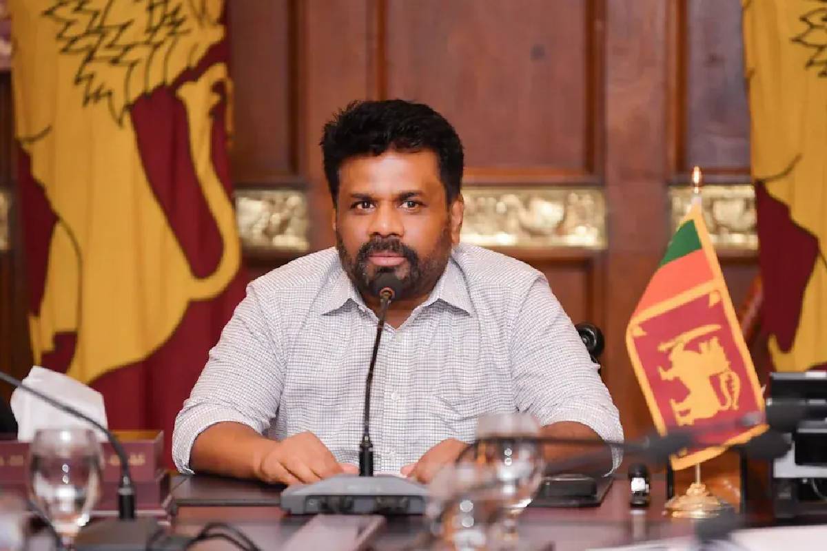 வாழ்க்கைச் செலவு அதிகரிப்பால் பாரிய பிரச்சினைகளுக்கு முகம்கொடுக்கும் நடுத்தர வர்க்கத்தினர்! மொட்டுக்கட்சி குற்றச்சாட்டு | Treasury Is Overflowing Pressure Mottu Party வாழ்க்கைச் செலவு அதிகரிப்பால் பாரிய பிரச்சினைகளுக்கு முகம்கொடுக்கும் நடுத்தர வர்க்கத்தினர்! மொட்டுக்கட்சி குற்றச்சாட்டு | Treasury Is Overflowing Pressure Mottu Party