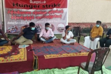 யாழில் போராட்டத்தில் ஈடுபட்ட மாணவர்களுக்கு ஆதரவு தெரிவித்தார் எம்.கே. சிவாஜிலிங்கம்