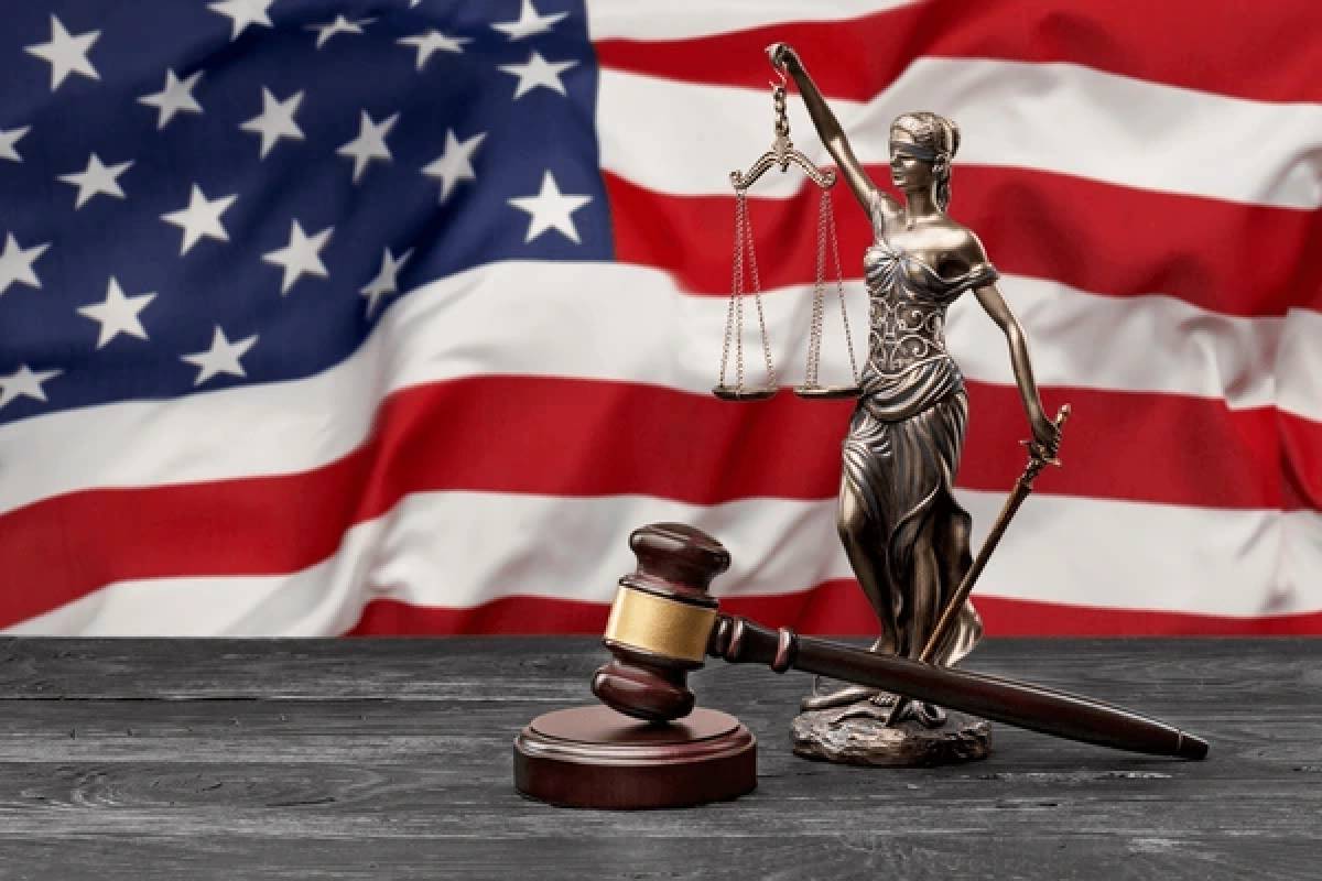 ஊடகங்களுக்கு எதிரான ட்ரம்ப்பின் சட்டப்போராட்டம்: நீதிமன்ற பின்னடைவுகளையும் மீறித் தொடரும் அழுத்தங்கள் | Trump Against The Media