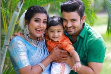 கோலாகலமாக நடந்த சீரியல் நடிகை மைனா நந்தினி மகனின் முதல் பிறந்தநாள் கொண்டாட்டம்- அழகிய புகைப்படங்கள்