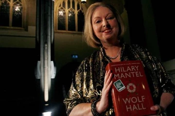 உலகப் புகழ் பெற்ற பிரித்தானிய எழுத்தாளர் காலமானார்!