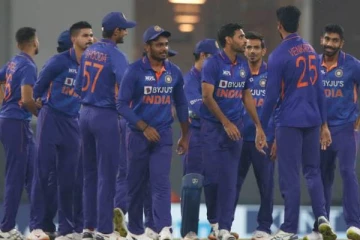 தென்னாப்பிரிக்க தொடரில் இடம்பெறாத முக்கிய வீரர்கள் - பிசிசிஐ கழுவி ஊற்றும் நெட்டிசன்கள்