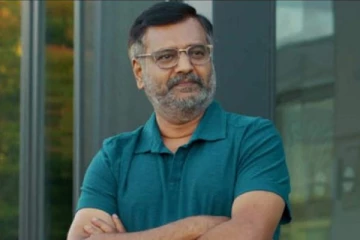 மாலை அக்கினியுடன் சங்கமமாகவுள்ள சின்னக் கலைவாணர் விவேக்கின் பூதவுடல்!