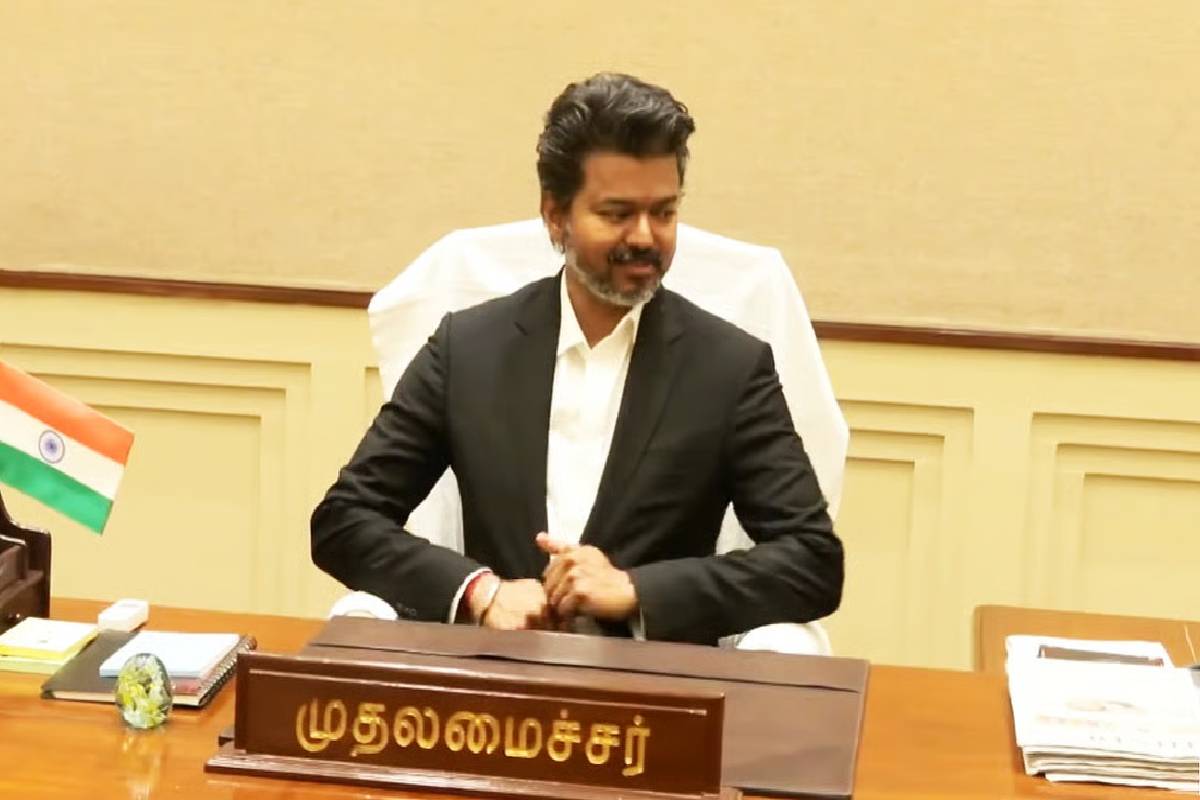 முதல்வர் விஜய்யின் நாற்காலியும் வெள்ளை துண்டும் பற்றிய ரகசியம் என்ன தெரியுமா? | Secret Of Chief Minister Vijay Chair White Towel