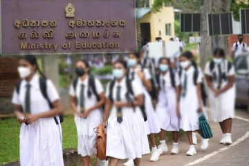 பாடசாலைகளுக்கு மாணவர்களை அனுமதிப்பது குறித்து கல்வி அமைச்சின் அறிவிப்பு