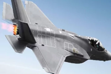 வரி விதிப்பிற்கு பிறகு அமெரிக்கா தயாரித்த F-35 போர் விமானத்தை வாங்க வேண்டாம் என இந்தியா முடிவு